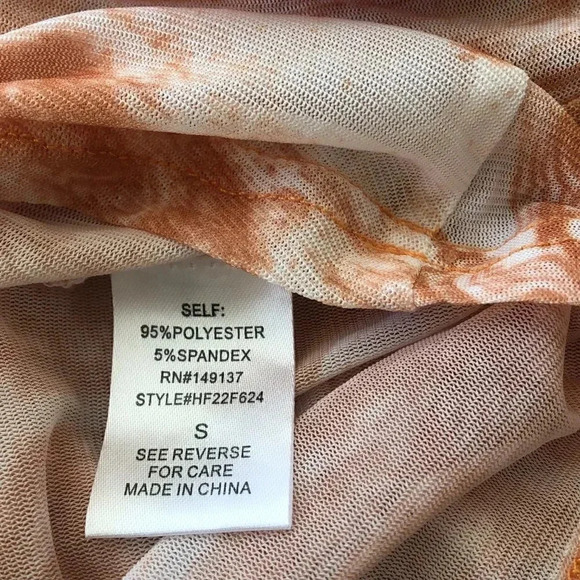 HYFVE Long Sleeve Sheer Turtleneck. Peach & White Marbleized Print Size S - Picture 10 of 10
